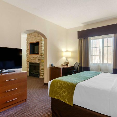 Comfort Suites Stevensville - St Joseph Ngoại thất bức ảnh