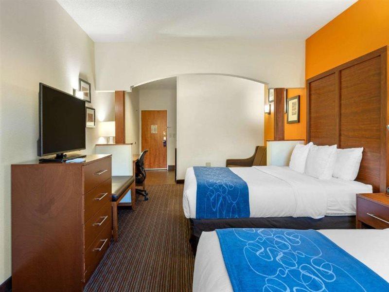 Comfort Suites Stevensville - St Joseph Ngoại thất bức ảnh