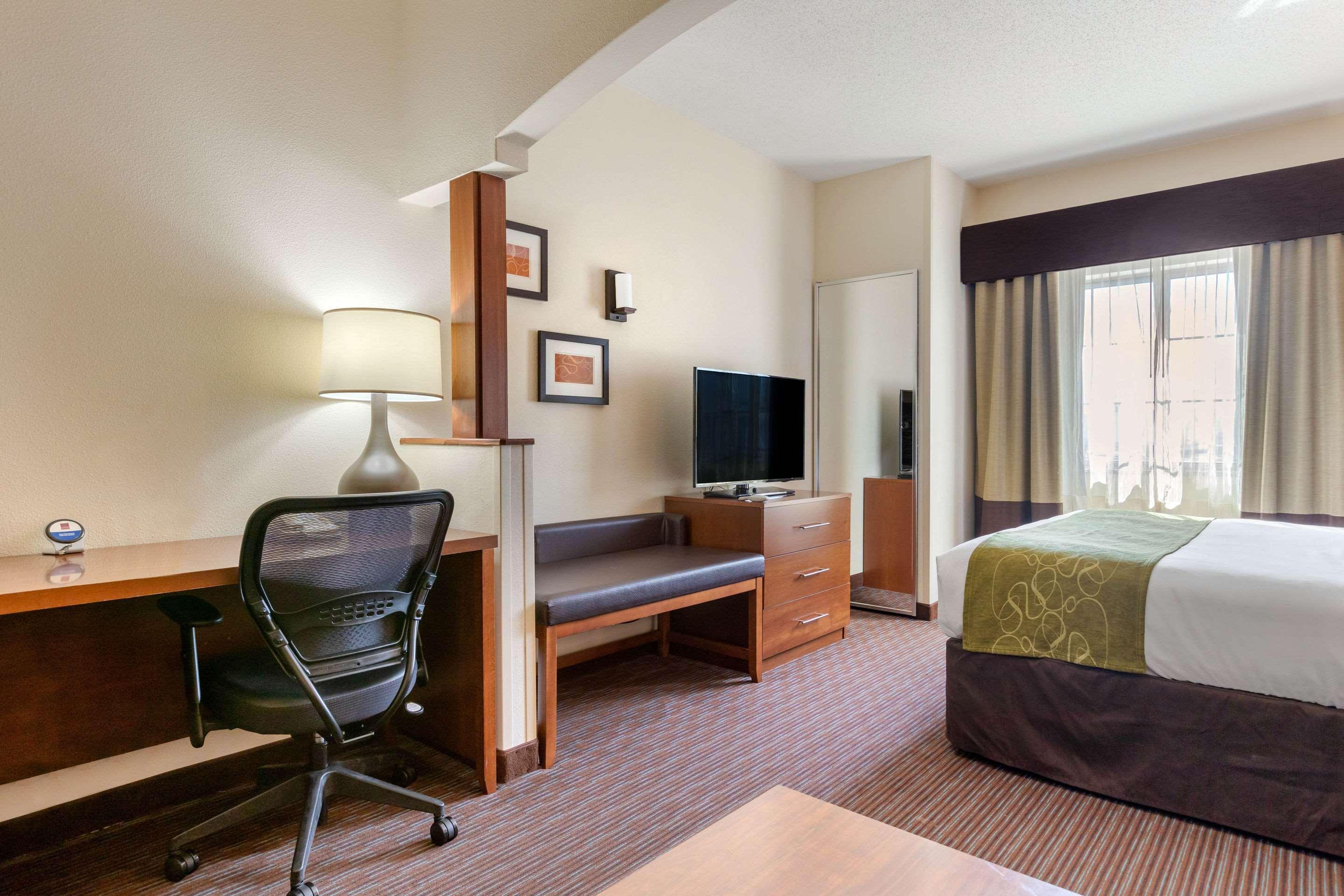 Comfort Suites Stevensville - St Joseph Ngoại thất bức ảnh