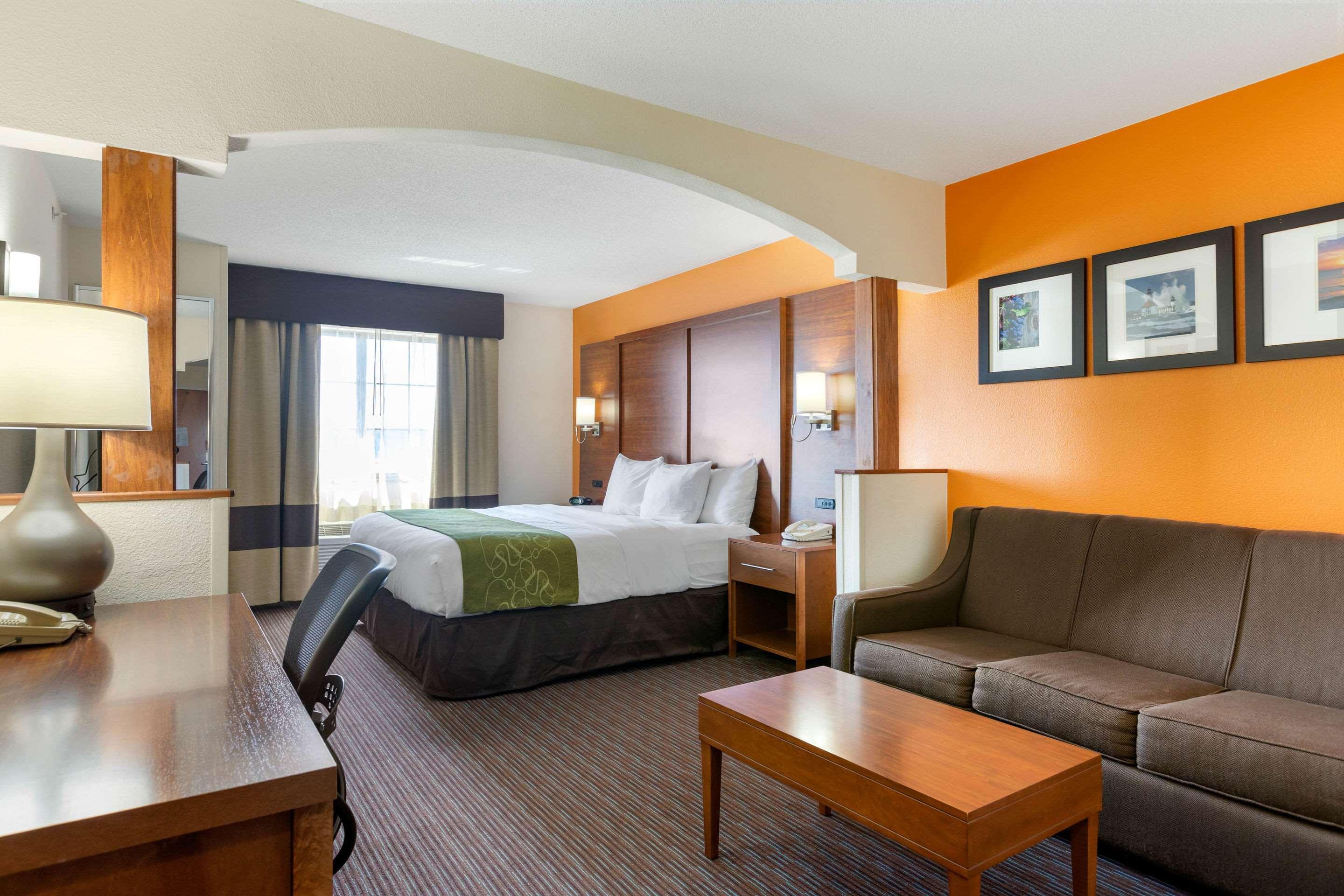 Comfort Suites Stevensville - St Joseph Ngoại thất bức ảnh